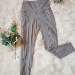 Athletic grey high waisted leggings